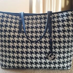 Michael Kors houndstooth tote